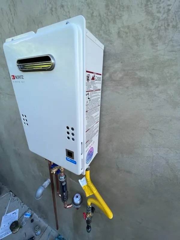 Tankless water heater installation for Hallandale homes
